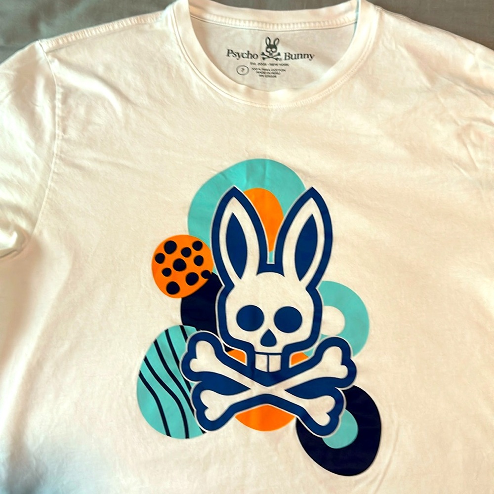 Psycho Bunny size 7/L white Tshirt bunny logo on front